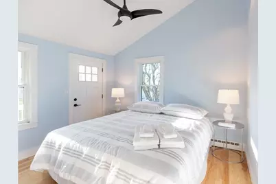 18 Beach St, Plymouth, MA 02360 - Photo 30