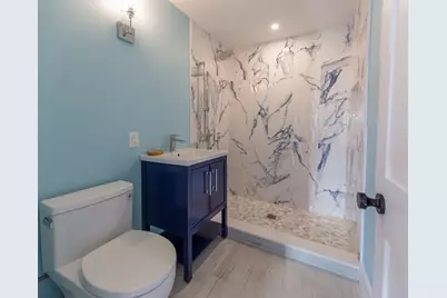 18 Beach St, Plymouth, MA 02360 - Photo 12