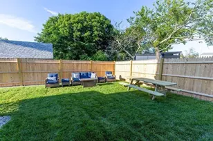 18 Beach St, Plymouth, MA 02360 - Photo 6