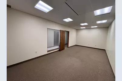 1319-1323 Main St #350, Springfield, MA 01103 - Photo 6