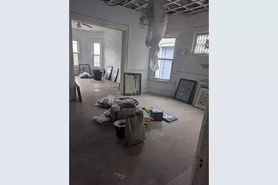 21 McLellan Street, Boston, MA 02121 - Photo 24