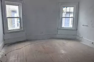 21 McLellan St, Boston, MA 02121 - Photo 6