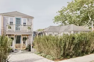 7 Bank St, Nantucket, MA 02564 - Photo 34