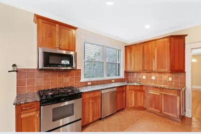275 Mason Ter #L, Brookline, MA 02446 - Photo 4