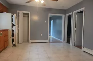 63 Oak St, Taunton, MA 02780 - Photo 2