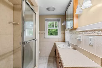 8 North St, Bridgewater, MA 02324 - Photo 12