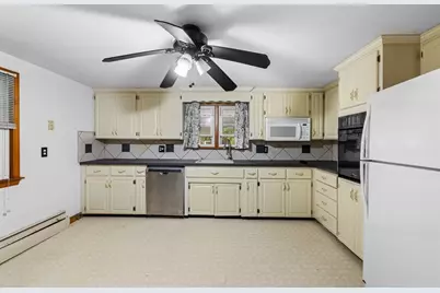 8 North St, Bridgewater, MA 02324 - Photo 8