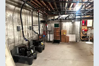 121 Galen St, Watertown, MA 02135 - Photo 28