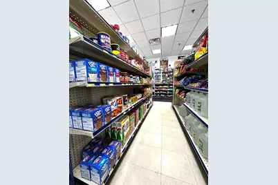 121 Galen St, Watertown, MA 02135 - Photo 12