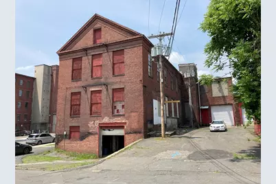 107 Lyman St, Holyoke, MA 01040 - Photo 2
