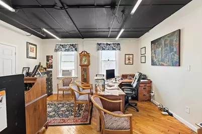 22 Laurel St, Leominster, MA 01453 - Photo 8