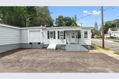 22 Laurel St, Leominster, MA 01453 - Photo 2