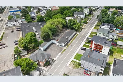 22 Laurel St, Leominster, MA 01453 - Photo 32