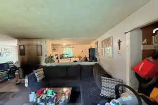 46 Barry Rd, Worcester, MA 01609 - Photo 4