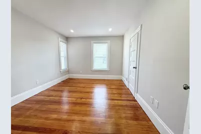 71 Saxton St #3, Boston, MA 02125 - Photo 4