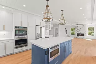 285 Edgewater Dr W, Falmouth, MA 02536 - Photo 12