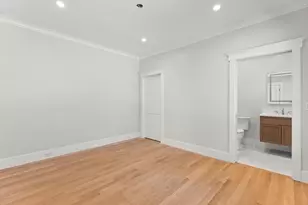 285 Edgewater Dr W, Falmouth, MA 02536 - Photo 18