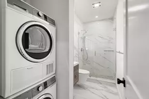 18 Grove St, Boston, MA 02114 - Photo 4