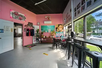 218-226 Saint James Blvd, Springfield, MA 01104 - Photo 8