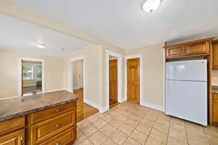 742 River St, Boston, MA 02136 - Photo 4