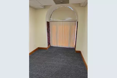 369 Merrimack Street, Methuen, MA 01844 - Photo 10