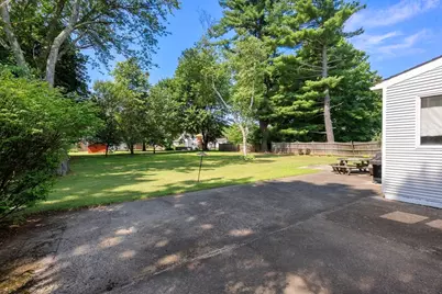 354 Rowley St, Agawam, MA 01001 - Photo 30