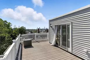 647 E 3rd St, Boston, MA 02127 - Photo 20