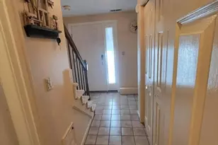 22 Collins St, Danvers, MA 01923 - Photo 4