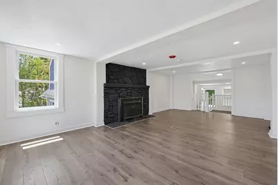 130 High St, Upton, MA 01568 - Photo 2