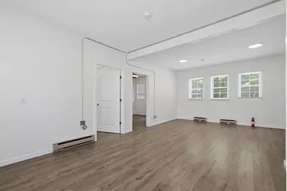 130 High St, Upton, MA 01568 - Photo 6