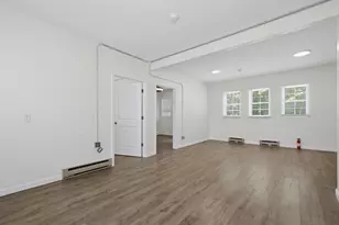 130 High St, Upton, MA 01568 - Photo 6