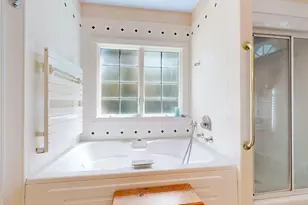 40 Country Club Dr, Bridgewater, MA 02324 - Photo 26