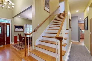 40 Country Club Dr, Bridgewater, MA 02324 - Photo 6