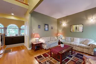 40 Country Club Dr, Bridgewater, MA 02324 - Photo 14
