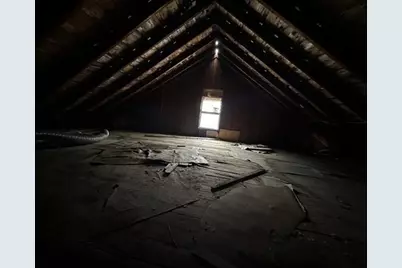 242 Wahconah St, Pittsfield, MA 01201 - Photo 10