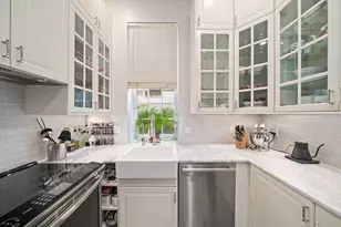 81 Glen Rd, Brookline, MA 02445 - Photo 10