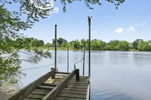 85 Crescent St, Waltham, MA 02453 - Photo 2