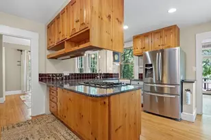 85 Crescent St, Waltham, MA 02453 - Photo 16