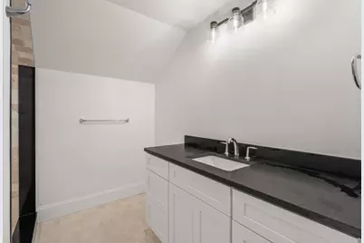 201 Lowell Road, Wellesley, MA 02481 - Photo 18