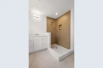 201 Lowell Road, Wellesley, MA 02481 - Photo 10