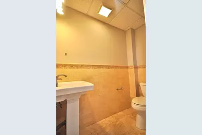 218 Newbury Street #1, Boston, MA 02116 - Photo 12