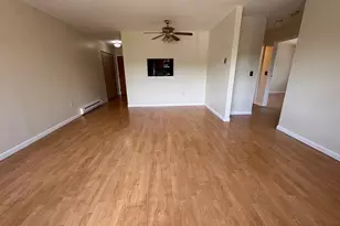 11 Weld St, Framingham, MA 01702 - Photo 8