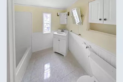 4 Francis Street, Wareham, MA 02538 - Photo 8