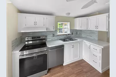 4 Francis Street, Wareham, MA 02538 - Photo 6