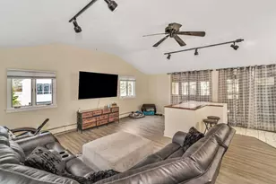 13 Atwood St, Kingston, MA 02364 - Photo 4