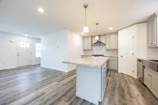 121 E Washington St, North Attleboro, MA 02760 - Photo 12