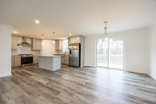 121 E Washington St, North Attleboro, MA 02760 - Photo 10