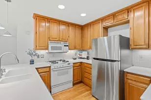 5 S Commons, Lincoln, MA 01773 - Photo 10