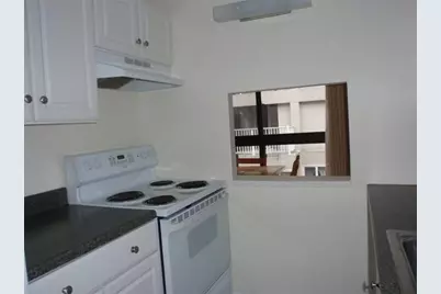 45 Trowbridge St #5C, Cambridge, MA 02138 - Photo 4