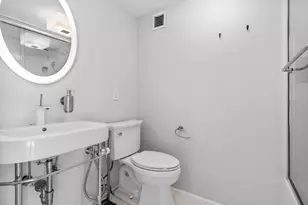 170 Tremont St, Boston, MA 02111 - Photo 22